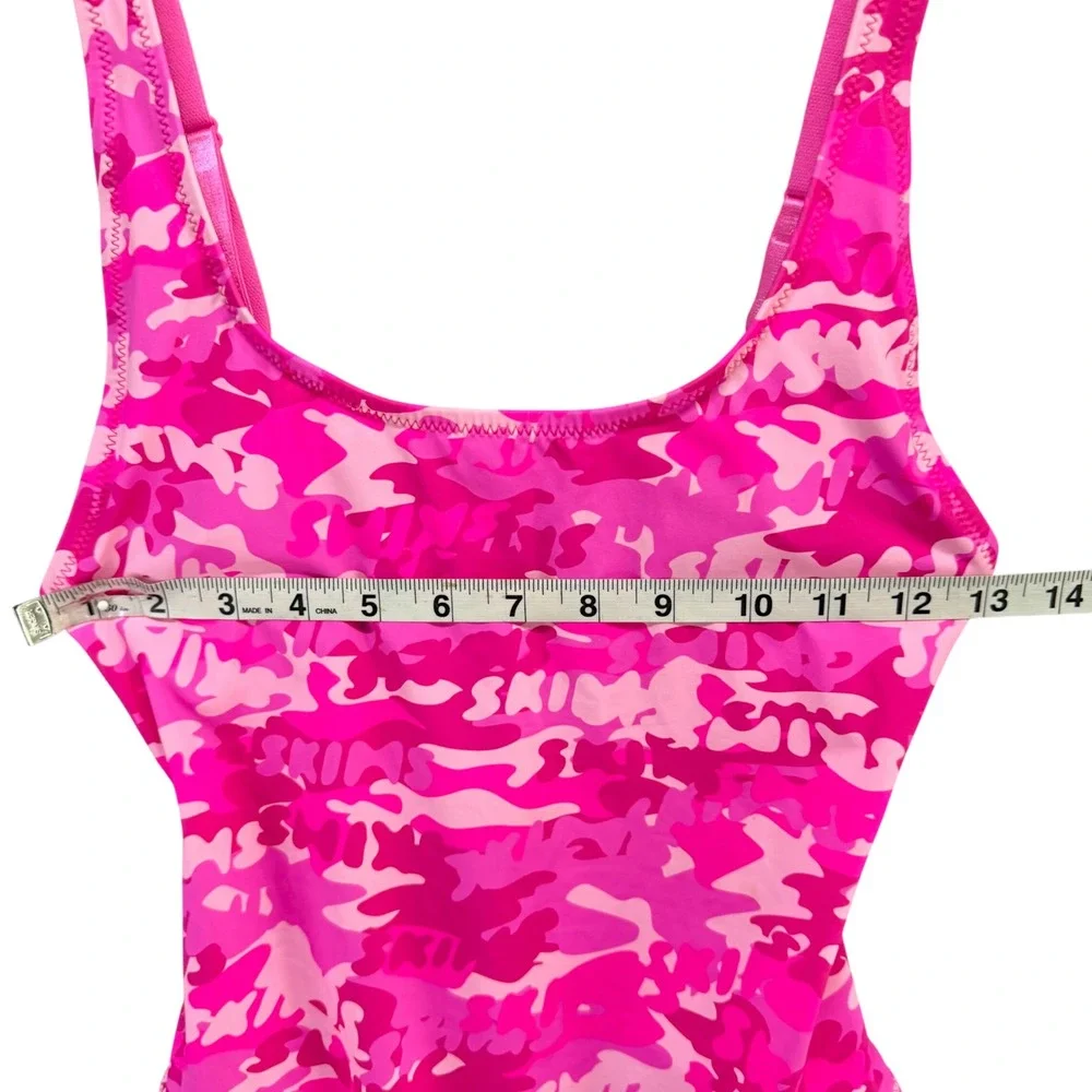 Skims Signature Swim Scoop Neck One Piece Womens S Pink Camo Monogram Swimsuit